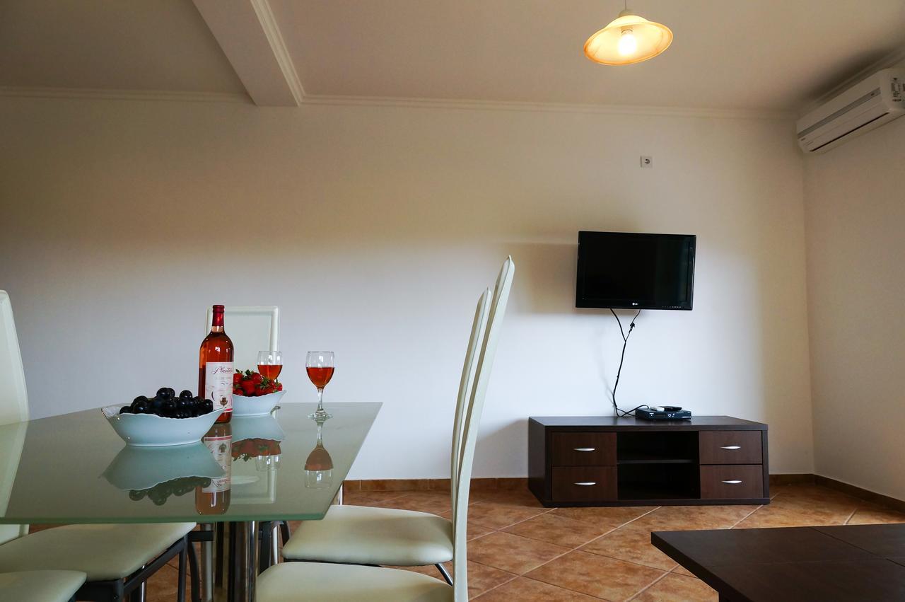 Apart Hotel Forte Roses Montenegro Ko Buljarica Petrovazzo Esterno foto