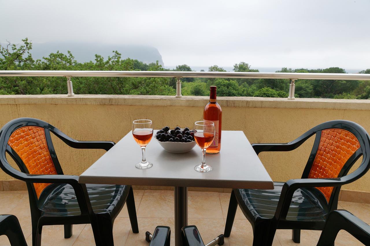 Apart Hotel Forte Roses Montenegro Ko Buljarica Petrovazzo Esterno foto